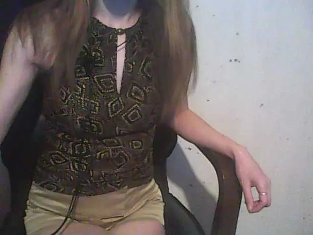 Live sex webcam photo for YourMariya #241257878