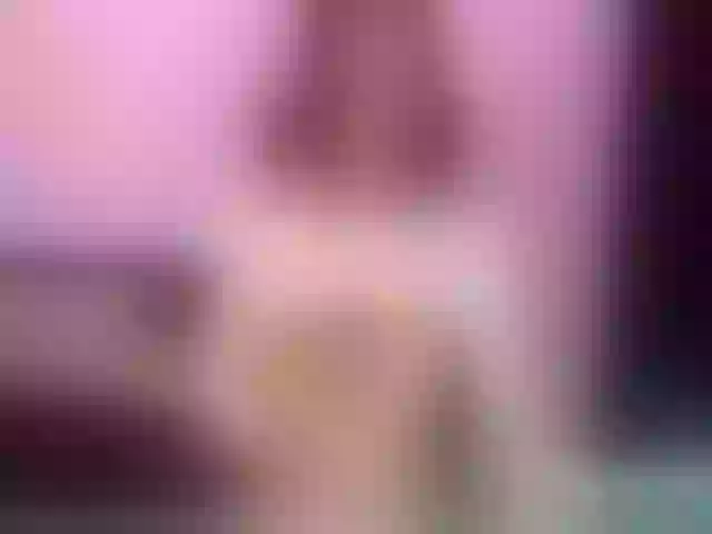 Live sex webcam photo for MaiiAngel #258918586