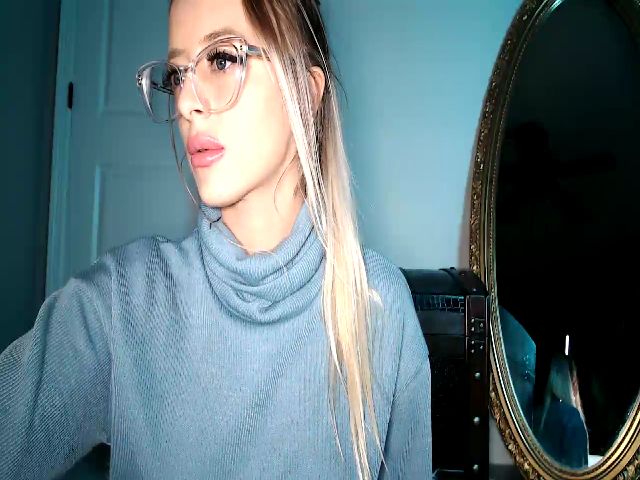 Live sex webcam photo for Brookebaby_ #256117643