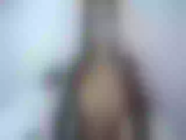 Live sex webcam photo for Mymysterryy24 #255791861