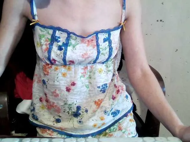 Live sex webcam photo for YourMariya #243401002