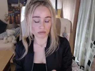 Live sex webcam photo for xyliganka777 #240849301