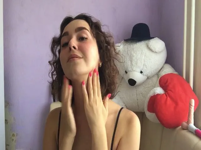 Live sex webcam photo for SmilingAlis #255894266