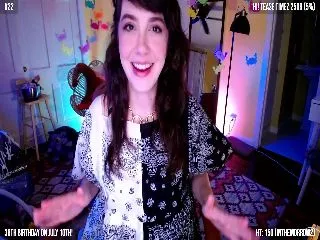 Live sex webcam photo for Yarrow #252079924