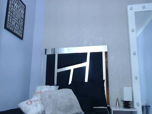 Live sex webcam photo for Pythonissa97 #254183474