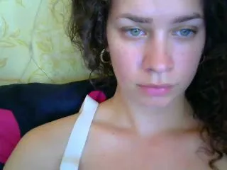 Live sex webcam photo for SofiAmeli #251875919