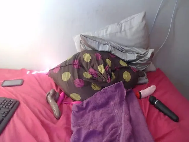 Live sex webcam photo for Quince766 #254756479