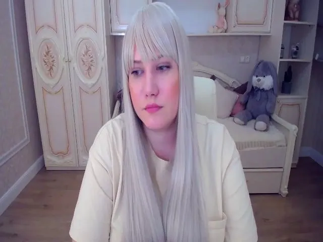 Live sex webcam photo for VeritableGirl #254090483