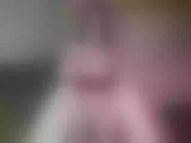 Live sex webcam photo for AliceStein #258577786