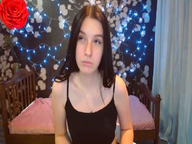 Live sex webcam photo for Lin_Elisss #254429862