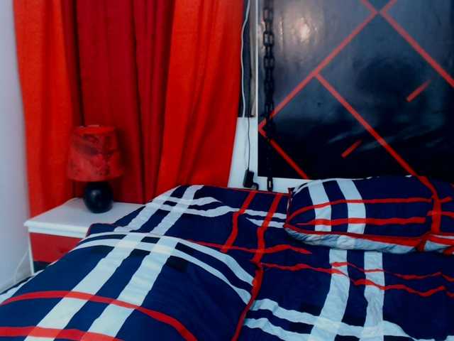 Live sex webcam photo for ScarleetLiz #241077596