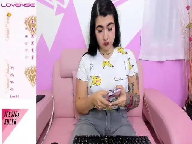 Live sex webcam photo for Jessica_x51 #261351018