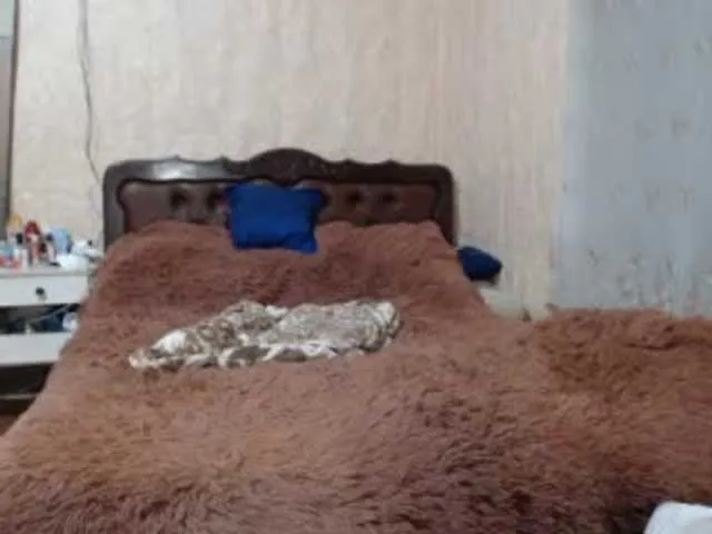 Live sex webcam photo for Katernia48 #240959404