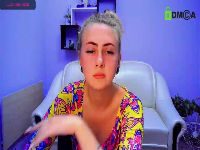 Live sex webcam photo for PrincesSnake #255264617