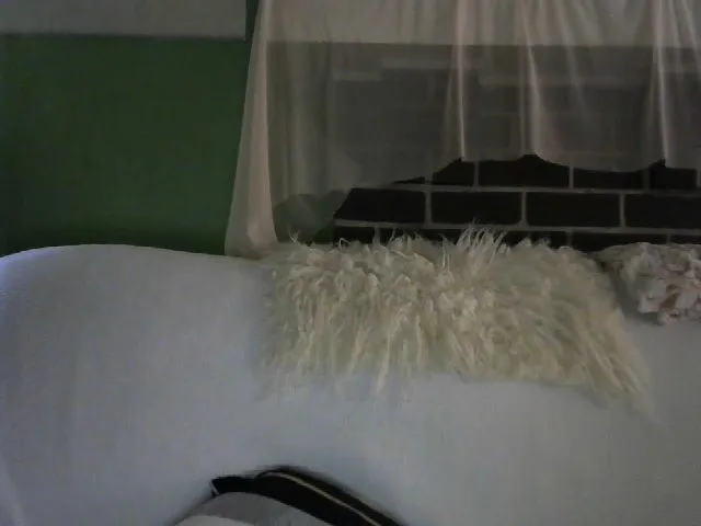 Live sex webcam photo for CashKitten #255725764