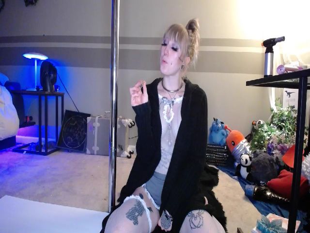 Live sex webcam photo for Ae86Waifu #264762495