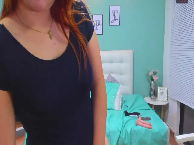 Live sex webcam photo for Kinkykiitty #253308332