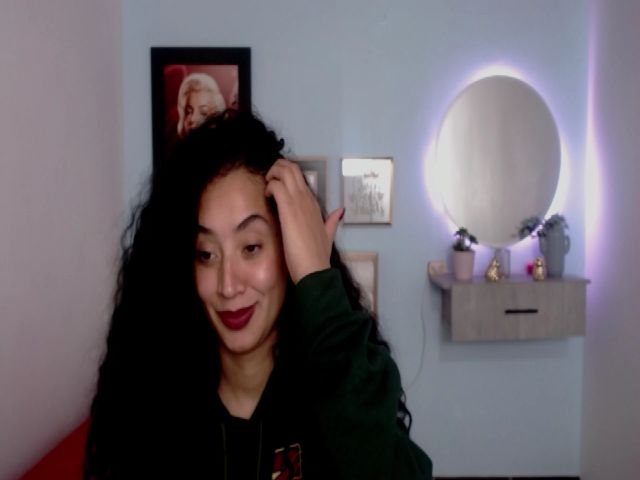 Live sex webcam photo for Jade_lee88 #254690372