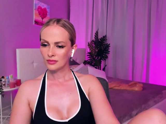 Live sex webcam photo for LibbyNora #250205714