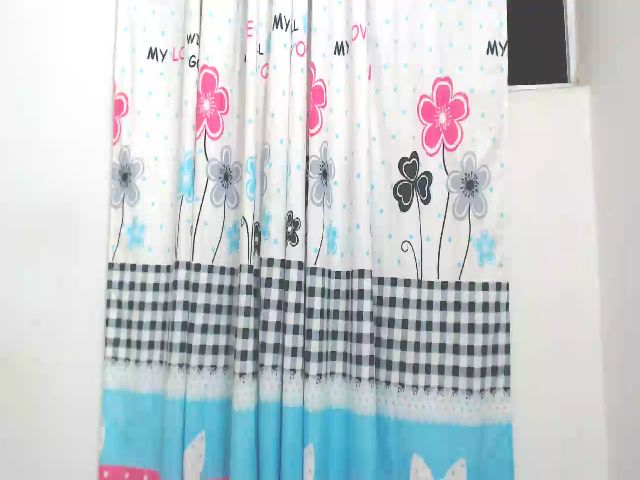 Live sex webcam photo for DIANA_STEVEN #259186296