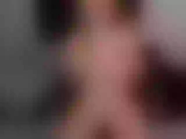 Live sex webcam photo for saraparkerr #241040892