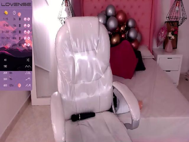 Live sex webcam photo for Zoe_brooks #254904276