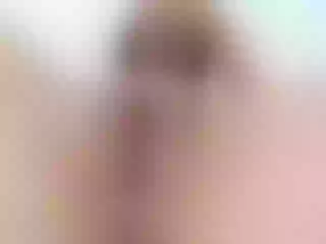Live sex webcam photo for Carolineback #254369260