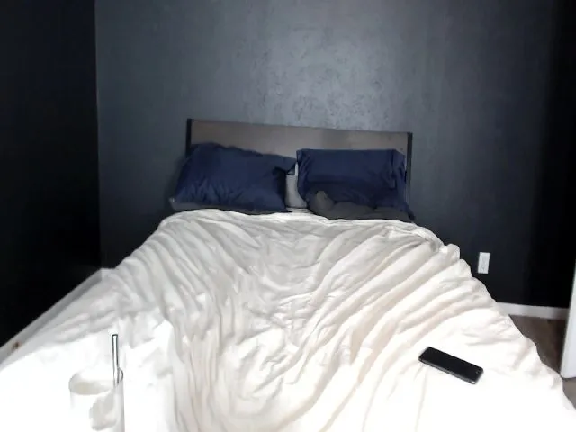 Live sex webcam photo for Lil_blueberry #253251032
