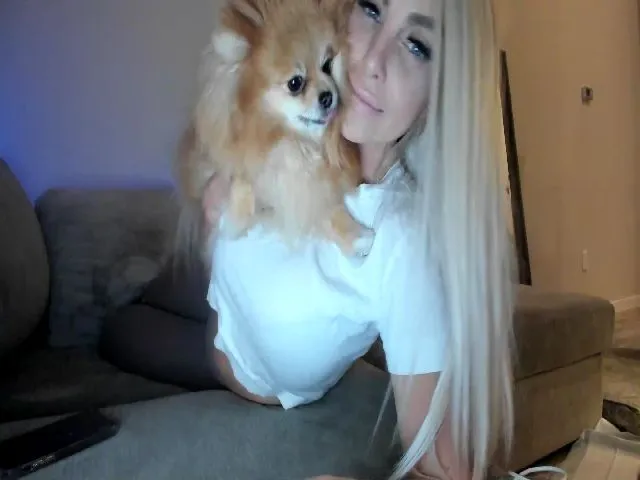 Live sex webcam photo for Mollyboots #262458067