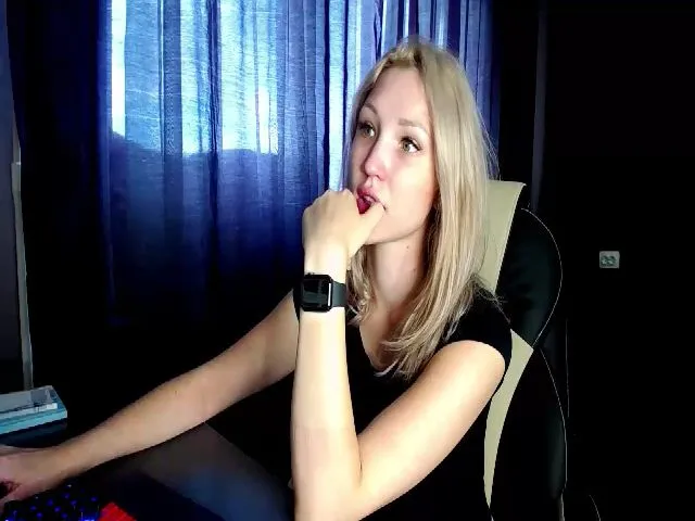 Live sex webcam photo for Ashley_cutie_ #259094423