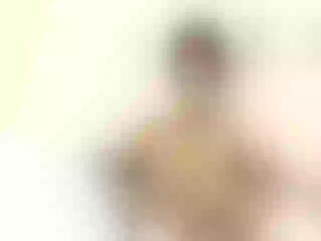 Live sex webcam photo for KissMoline #261315492