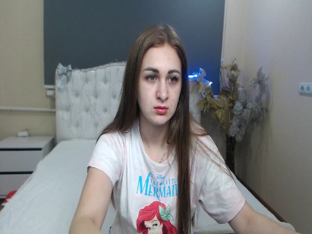 Live sex webcam photo for BeataBrook #255097832