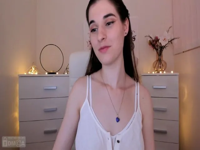 Live sex webcam photo for Jenny_Dove #253808526