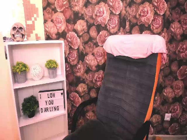 Live sex webcam photo for Layla_lilys #252482067