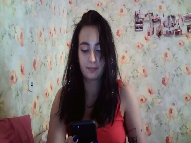 Live sex webcam photo for lolly_hollyy #260628265