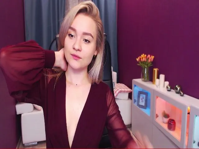 Live sex webcam photo for Kara_Smith #254600480