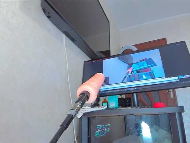 Live sex webcam photo for im-your-love #241958221