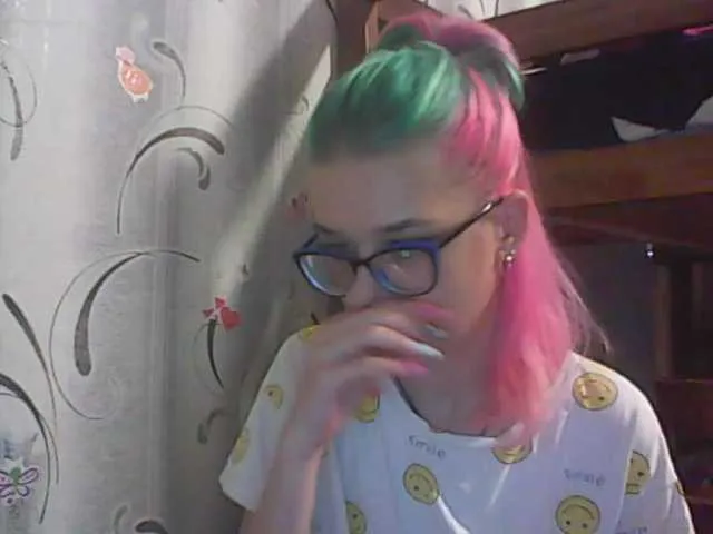 Live sex webcam photo for malvinella #244519578