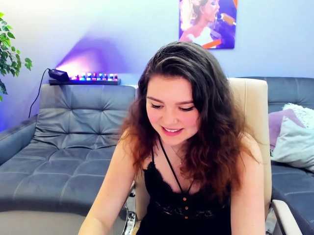 Live sex webcam photo for EliRoks #245955502