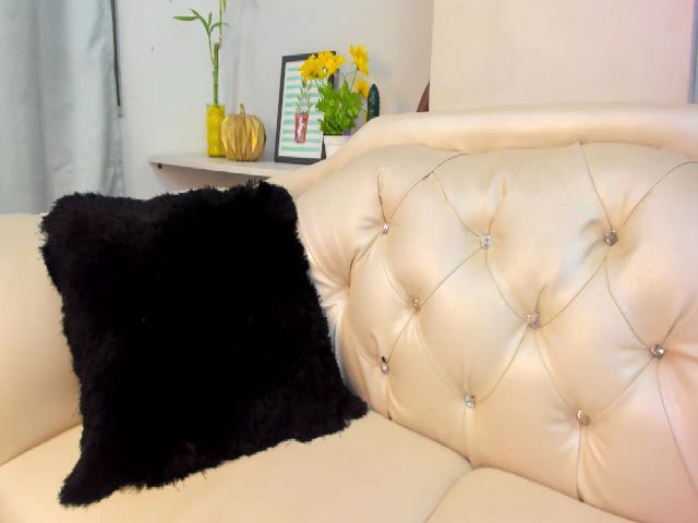 Live sex webcam photo for Eva_Watson #259540746