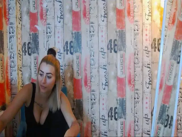 Live sex webcam photo for RubbyKalifha #265373793