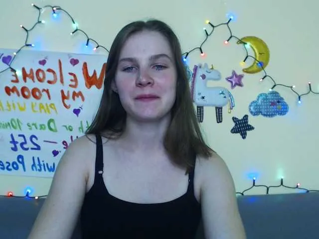 Live sex webcam photo for roksanamae #250243579