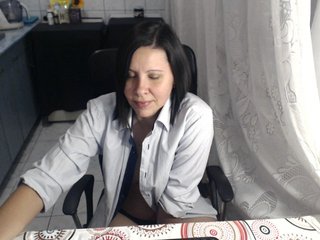 Live sex webcam photo for JustMeXY7 #240804311