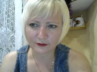 Live sex webcam photo for HelenLike #240485444