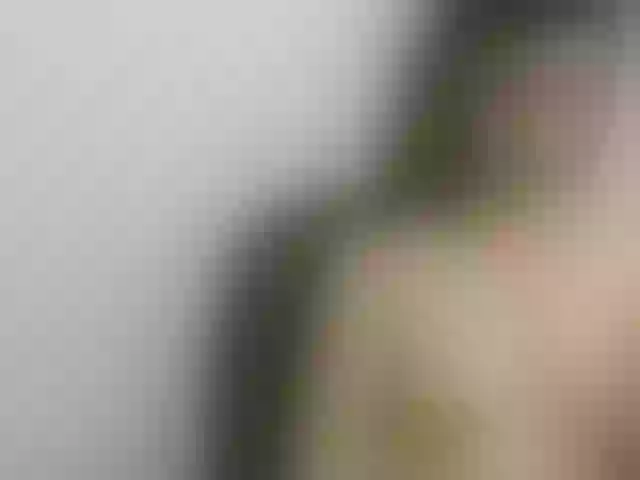 Live sex webcam photo for ElianaKin #260121838