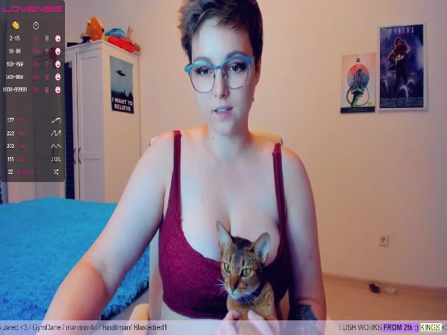 Live sex webcam photo for EllenRipley18 #261993616