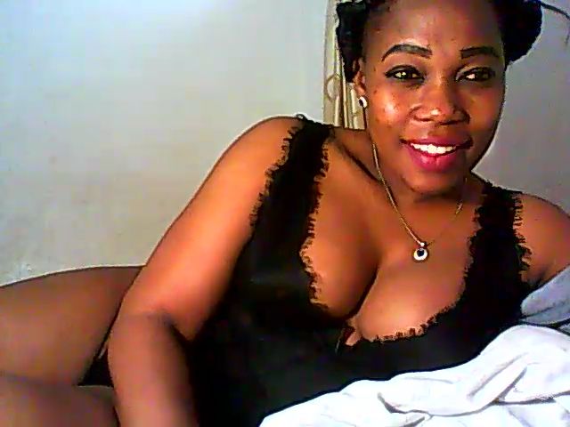 Live sex webcam photo for AfriPrincess #254457102