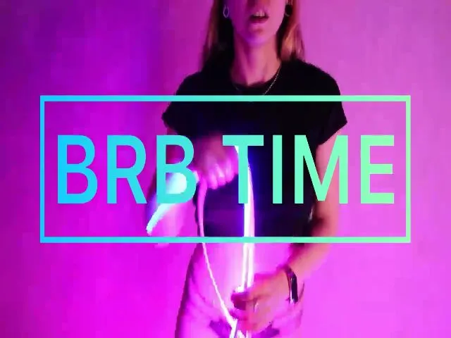 Live sex webcam photo for LisaMellow #264535751