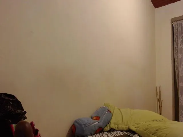 Live sex webcam photo for LaraSmiith_ #258399318