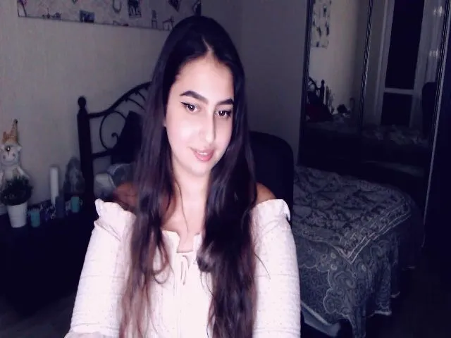 Live sex webcam photo for KimSnakee #259448839